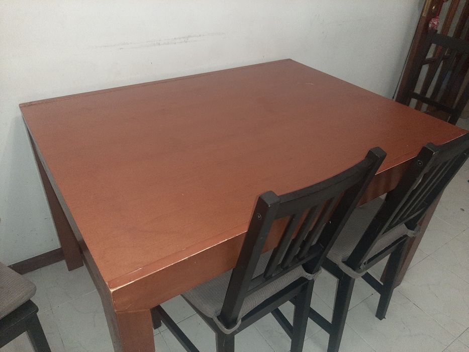 Extendable Table (Rio Tinto)64738404066946120