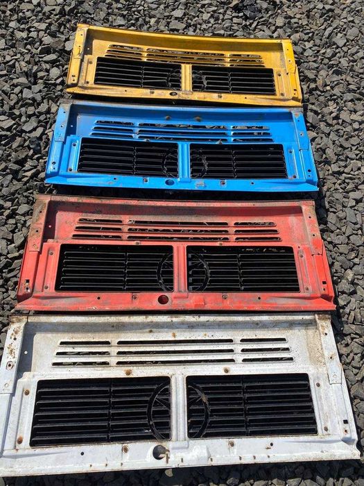 Решітка радіатора Mercedes-Benz REX 609-814