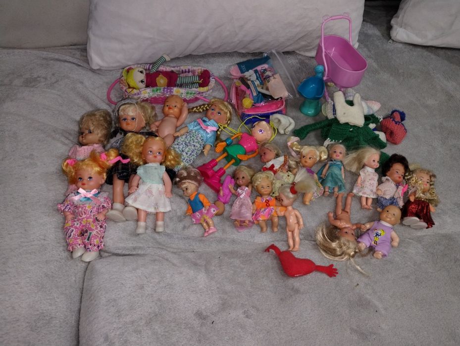 Zestaw lalek typu barbie dla dziecka