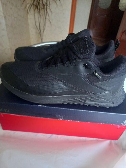 Кросівки Reebok розмір 42