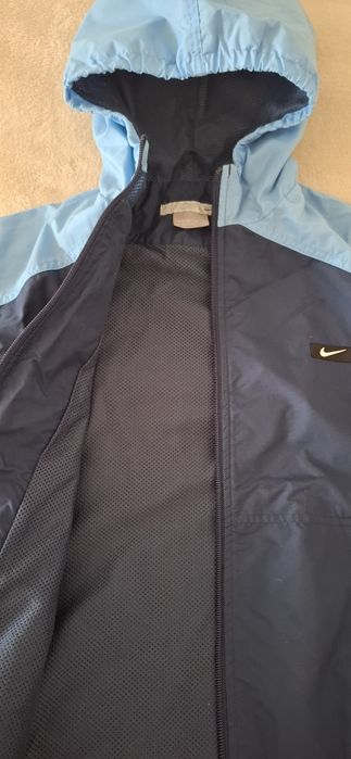 Куртка осіння на хлопчика Nike, на 9-10 років.