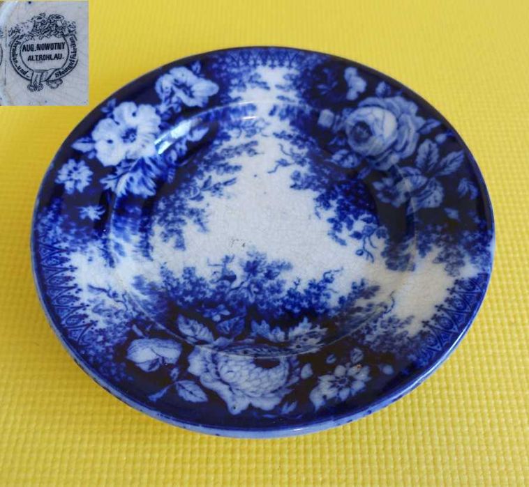 Antyk.Stary fajans.