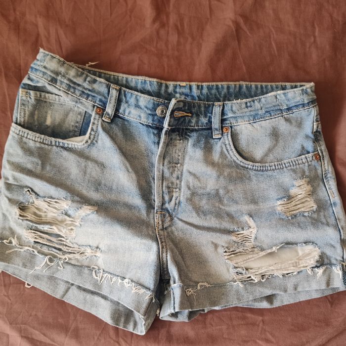 Denim шортики джинсовые 40euro