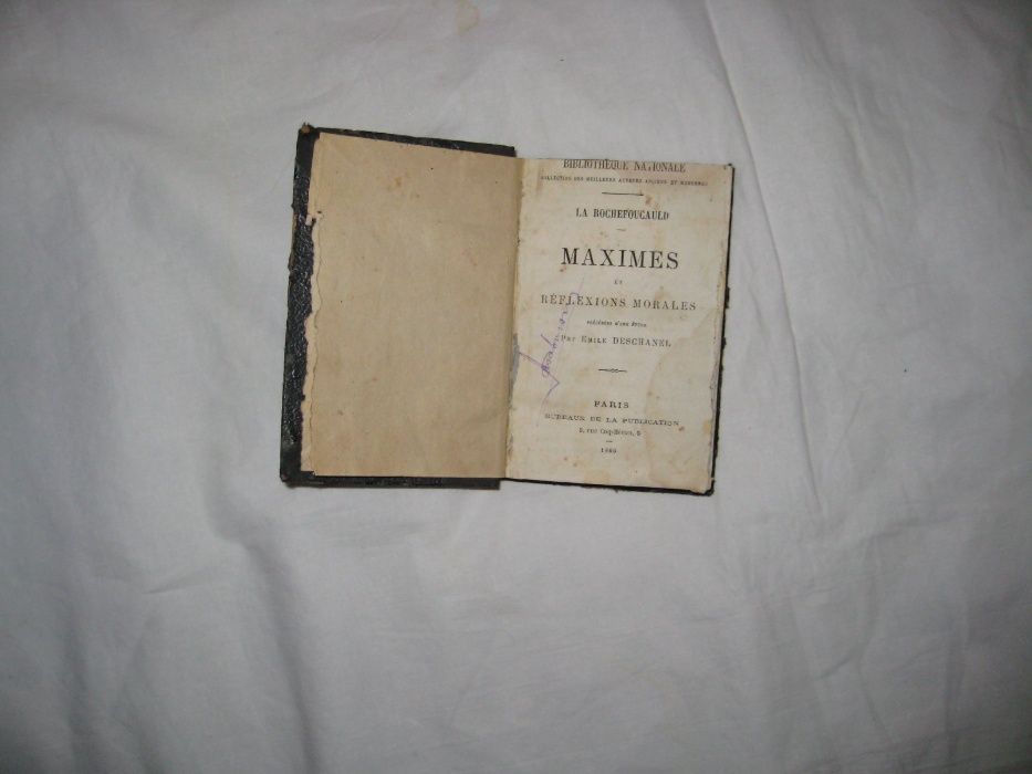 Книгу Франсуа де Ларошфуко * Максимы * 1866 года на французском языке