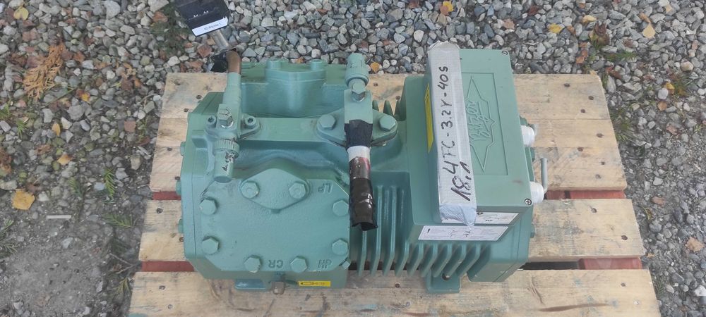 Sprężarka półhermetyczna Bitzer 12,5kW(-5°C / +40°C)  4FC-3.2Y-40S