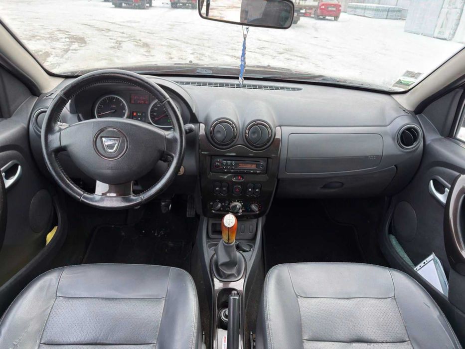 Продам Dacia Duster 2011