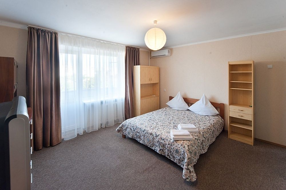 1к квартира подобово. Дніпровський р-н. 9-та лікарня Правий берег