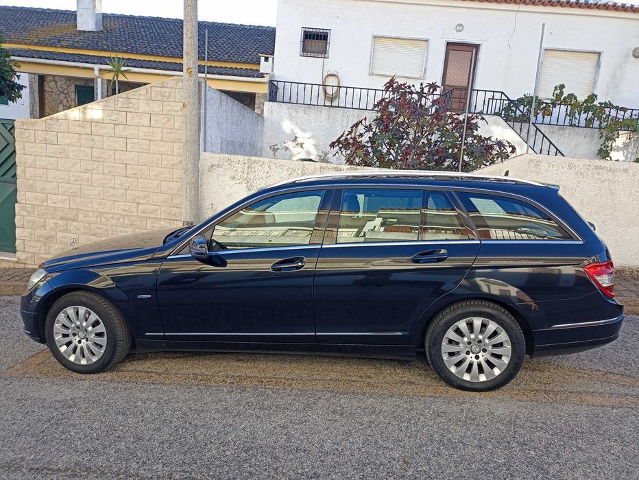 Mercedes C200, diesel, 190cv, preta, 2010