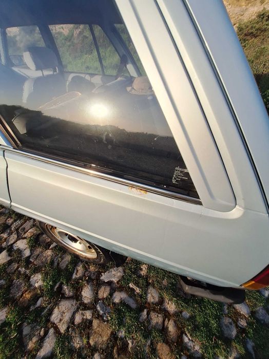 1983 Peugeot 305 GL Break 581 E11 | carro clássicos | carrinha | oldtimer