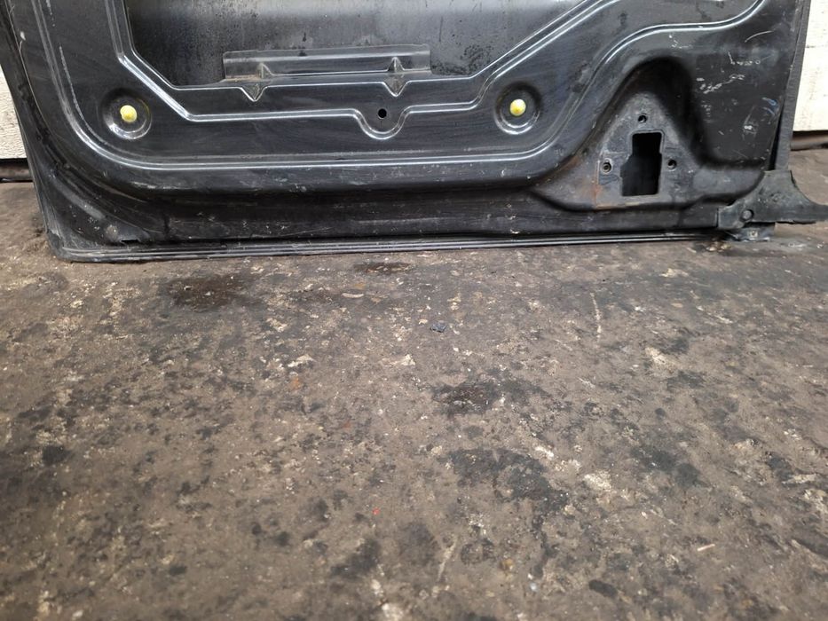 Drzwi Nissan Primastar tył prawe tylne Opel Vivaro A Renault Trafic II
