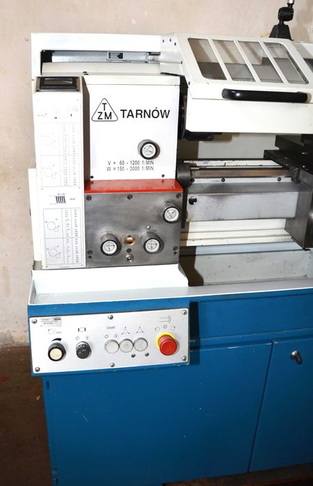 Tokarka uniwersalna LZ-250 TARNÓW 2000 r.