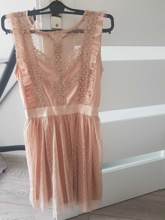 Sprzedam sukienkę rozm s