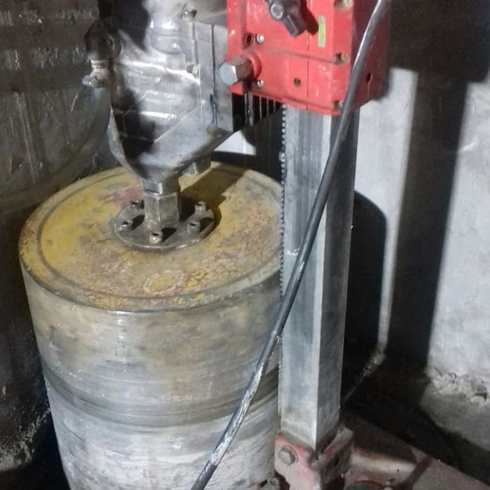 Резка демонтаж алмазноє сверление бетона