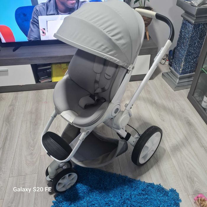 Carrinho Quinny cinzento