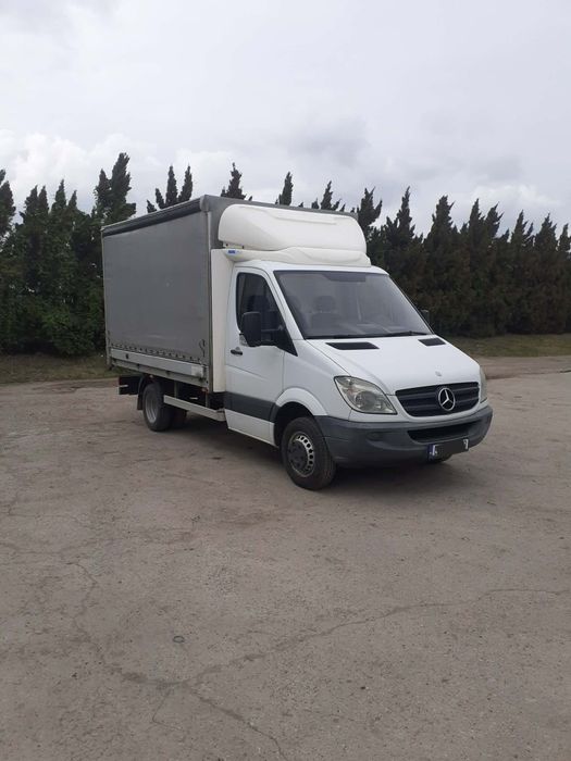 Wynajem busa dostawczego Mercedes  Sprinter 2.2