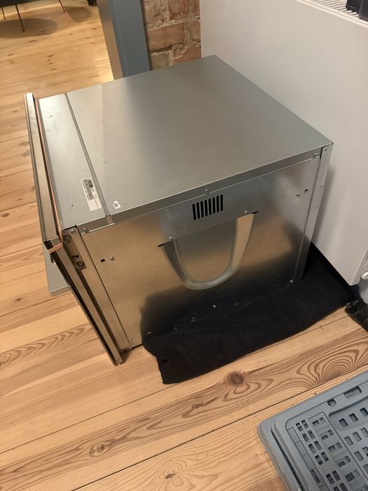 Piekarnik parowy Miele DG 6100