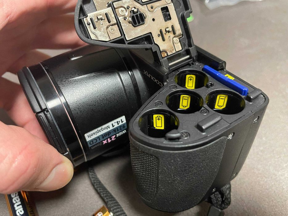 Фотоапарат Nikon Coolpix L120 Black (комплект)