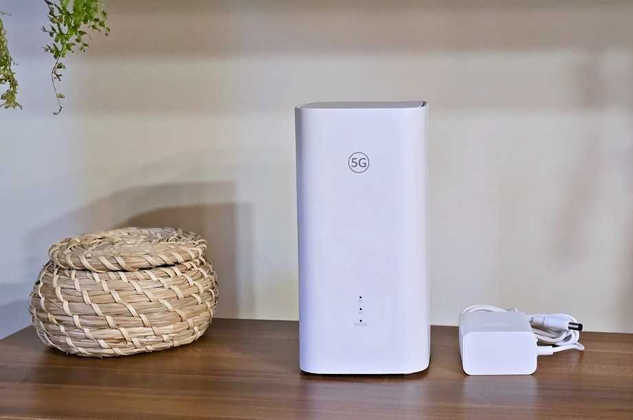 Router 5G Huawei H153-381 | Flybox – Internet Ultra-Rápida Wi-Fi 6 (SIM Livre]