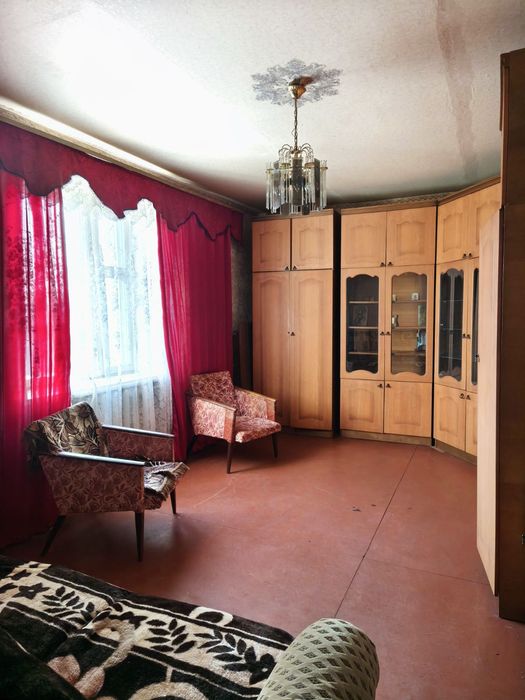 2-х кімнатна квартира з індивідуальним опаленням по вулиці Коцюбинсько