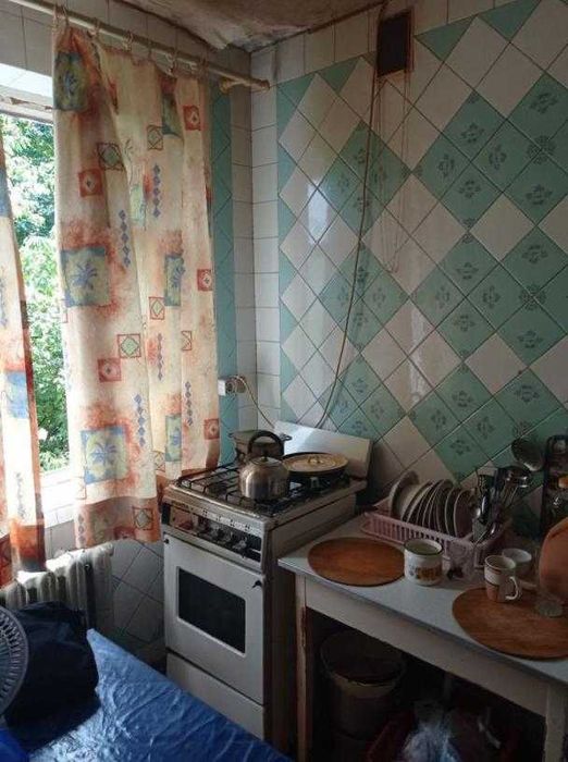 Продам 1 кім. кв. У Салтівському  районі