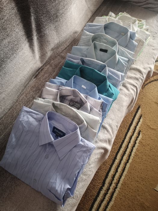 Zestaw 13 męskich koszul