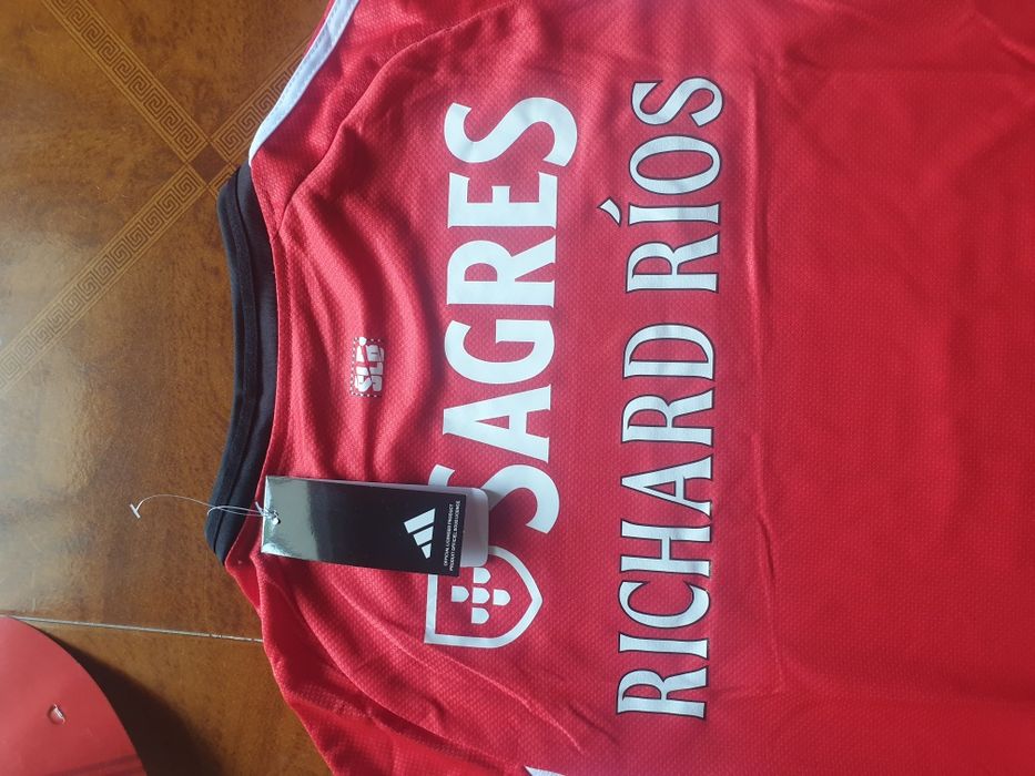 Camisola de Richard Rios Inspirada no Benfica