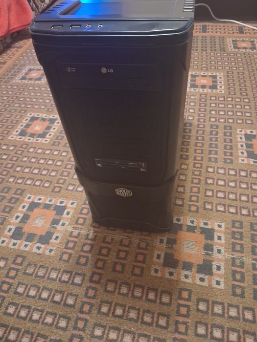 Intel Core i5-4460 3.2GHz.
