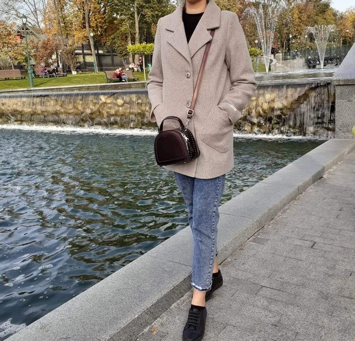 Пальто на тёплую погоду