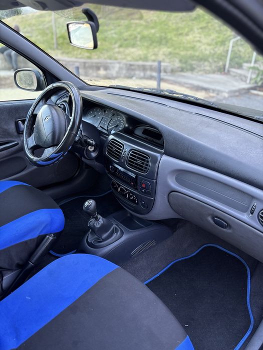 Renault Mégane 1.4 em bom estado