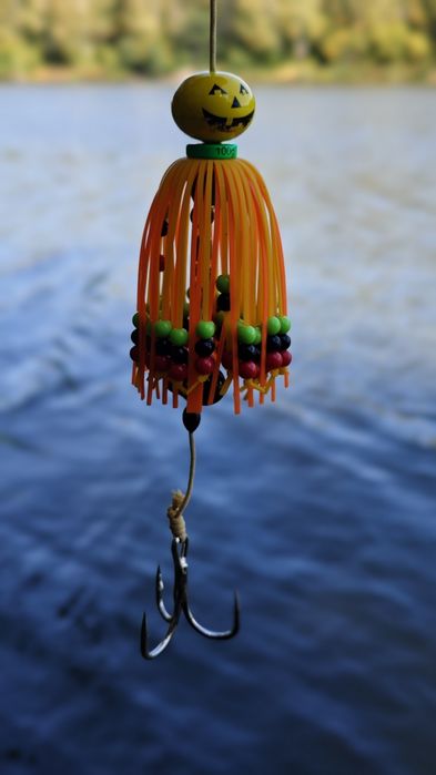 Приманка оснастка снасть на сома судака щуку блесна воблер игрушка