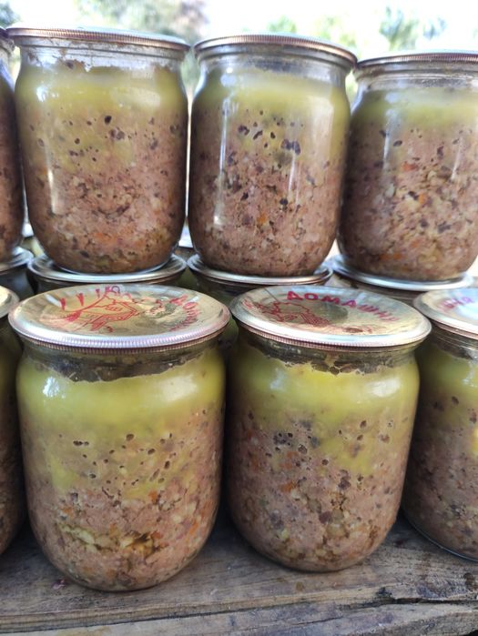 Продам домашнью тушонку, кровянку, паштет, смалець.