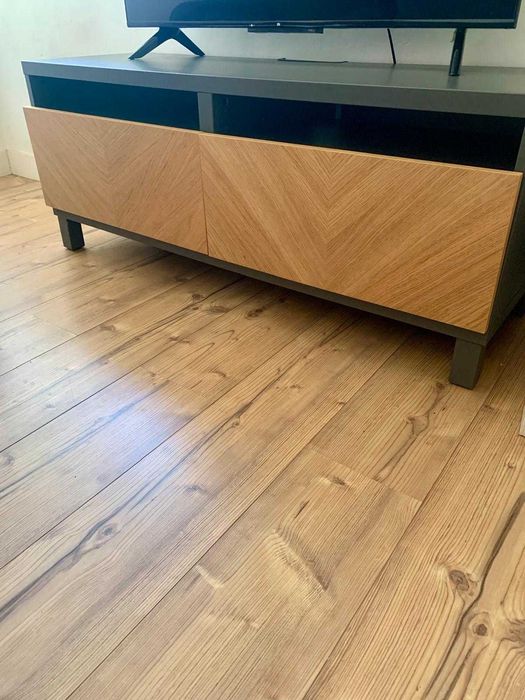 Móvel de TV IKEA em excelente estado!