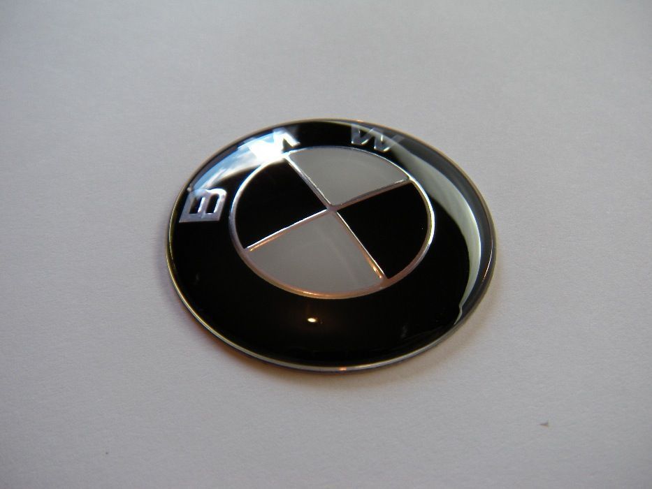 Эмблема на руль BMW ( 45 мм ) E34 E36 E38 E39 E46 X5 X6 X3 X1 E60 БМВ