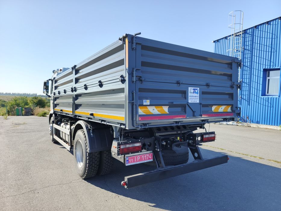 Самоскид, самосвал, зерновоз,сільхознік.