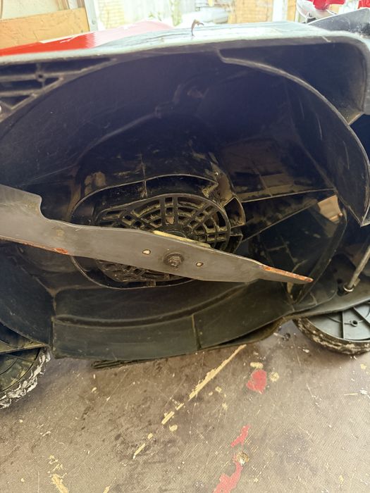 Продам Газонокосарку електричну AL-KO Classic 3.82 SE