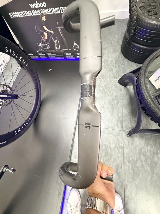 Guiador Gravel carbono 3T 40cm