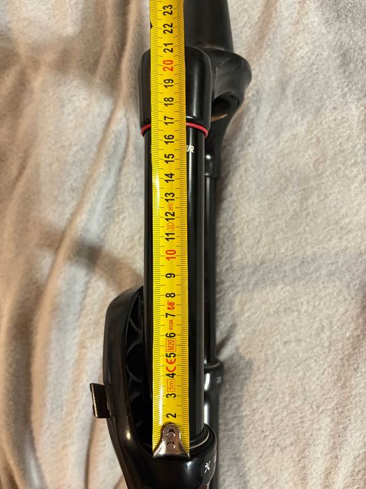 Rock Shox Yari RC motion control