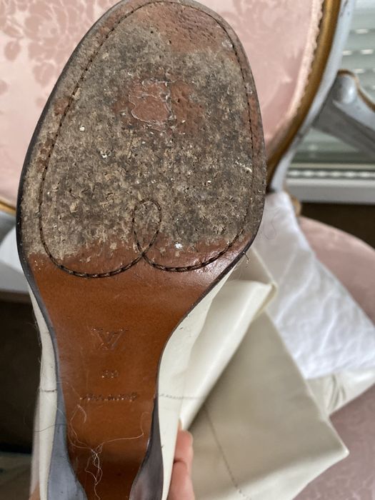 Kozaki LV biale skóra