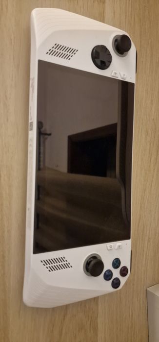 Asus Rog Ally Z1 Extreme