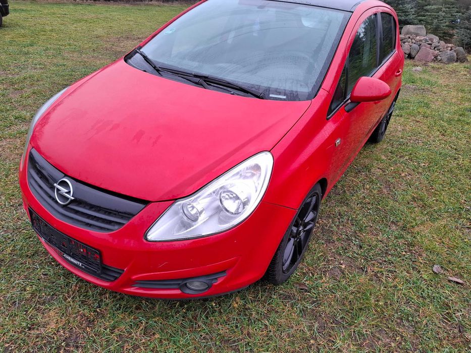 OPEL CORSA D 1.2 16V GAZ klima alufelgi 17 z Niemiec sprowadzona