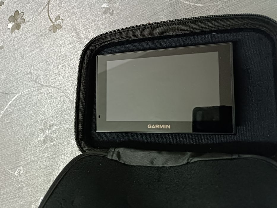 New GPS with box64354221294978122