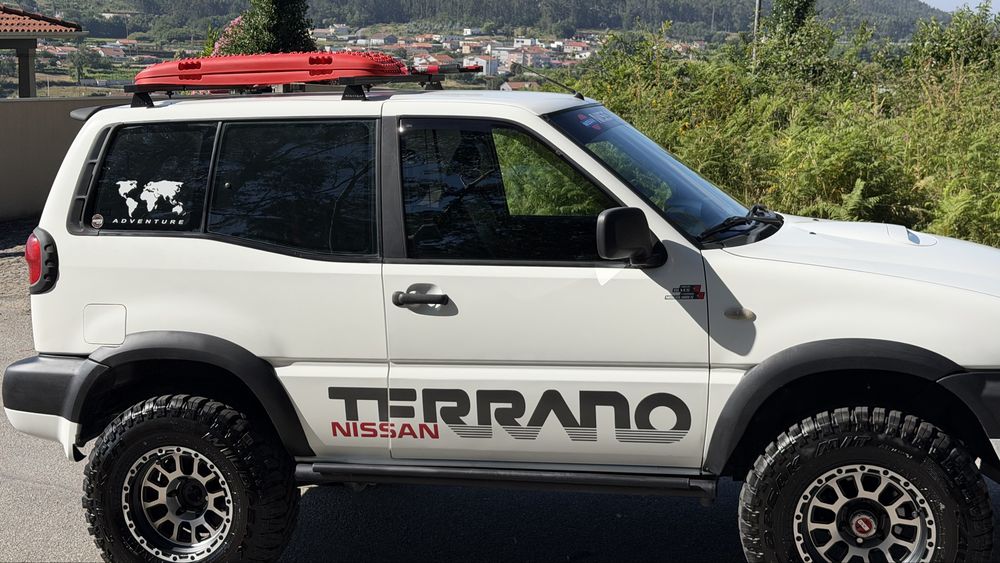 Nissan Terrano — fotografia 2