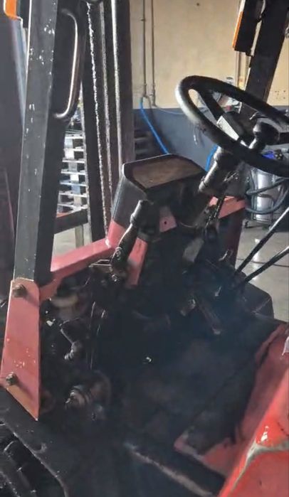 Empilhador nissan 2.0T