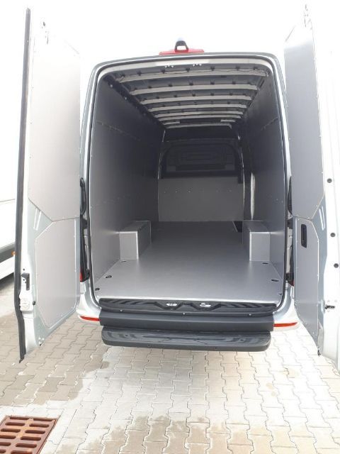 Zabudowa ze sklejki Renault Master L3H2