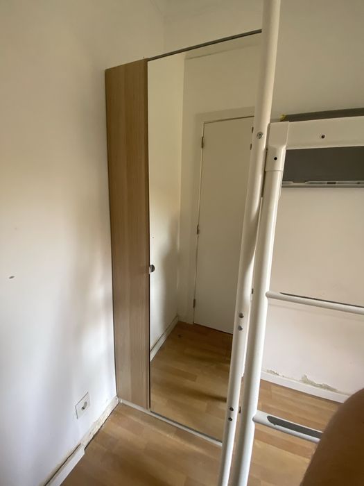 Roupeiro + cama alta Ikea