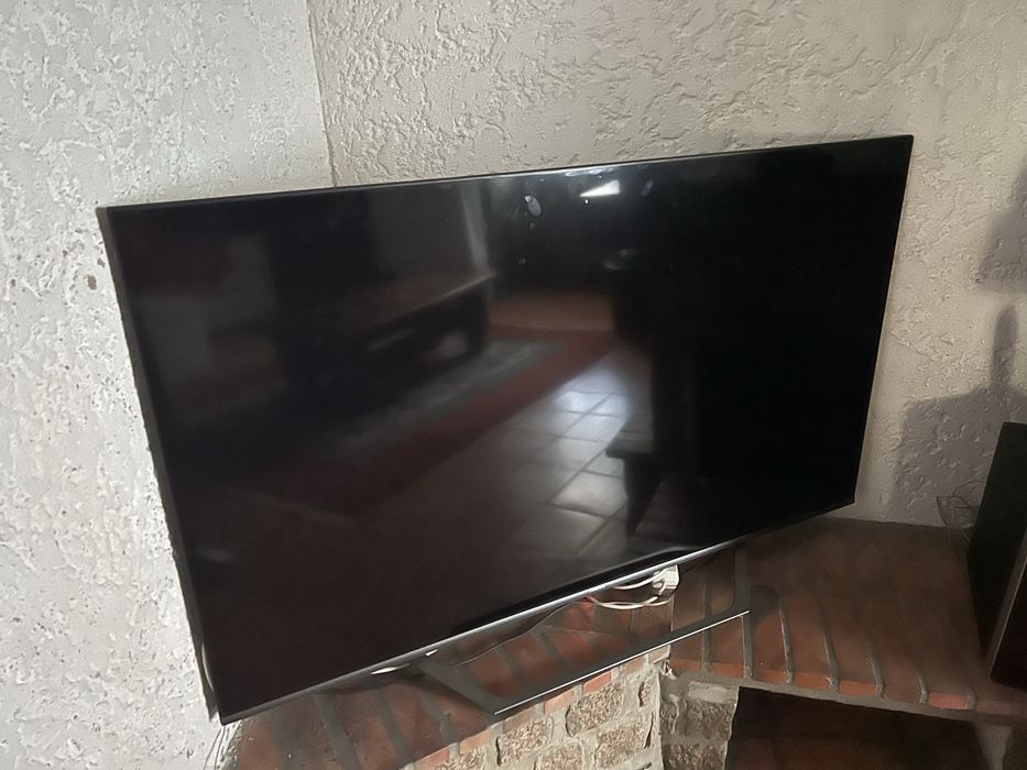 TV Hisense 55’’ LED – Excelente Estado