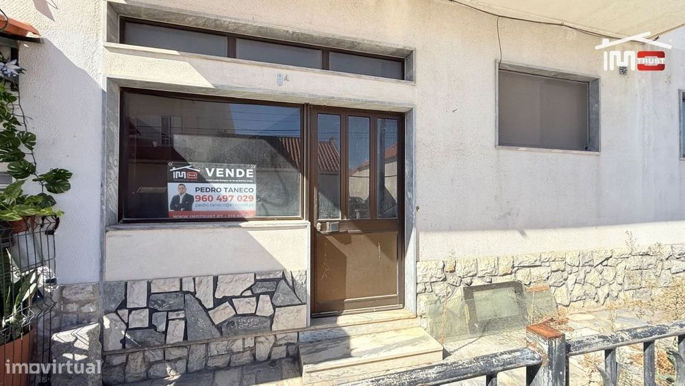 Apartamento T2 Montijo, Garagem, Corredor Exterior, 2 WCs, Open Spa...