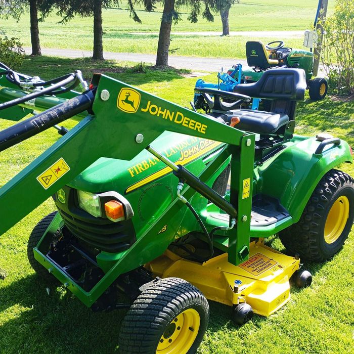 Traktorek kosiarka John Deere X595 4x4 z turem
