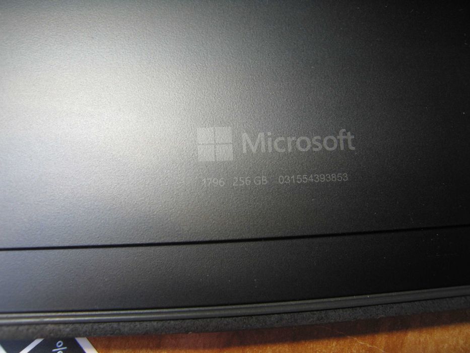 Microsoft Surface Pro 6