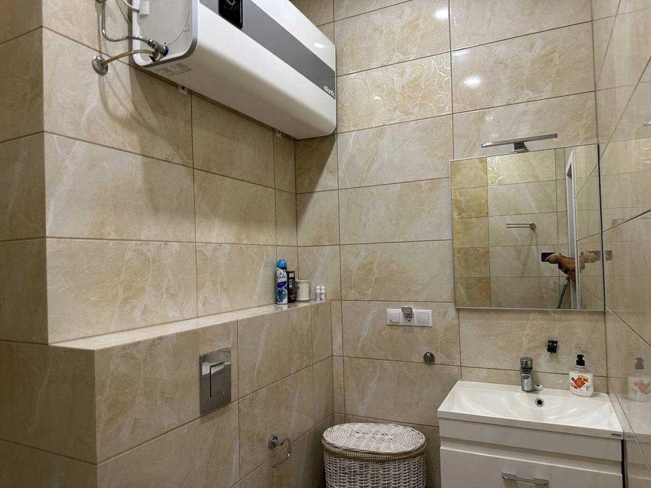 Оренда 3-кім. квартири вул.Дмитрівська метро Вокзальна, Лук"янівська